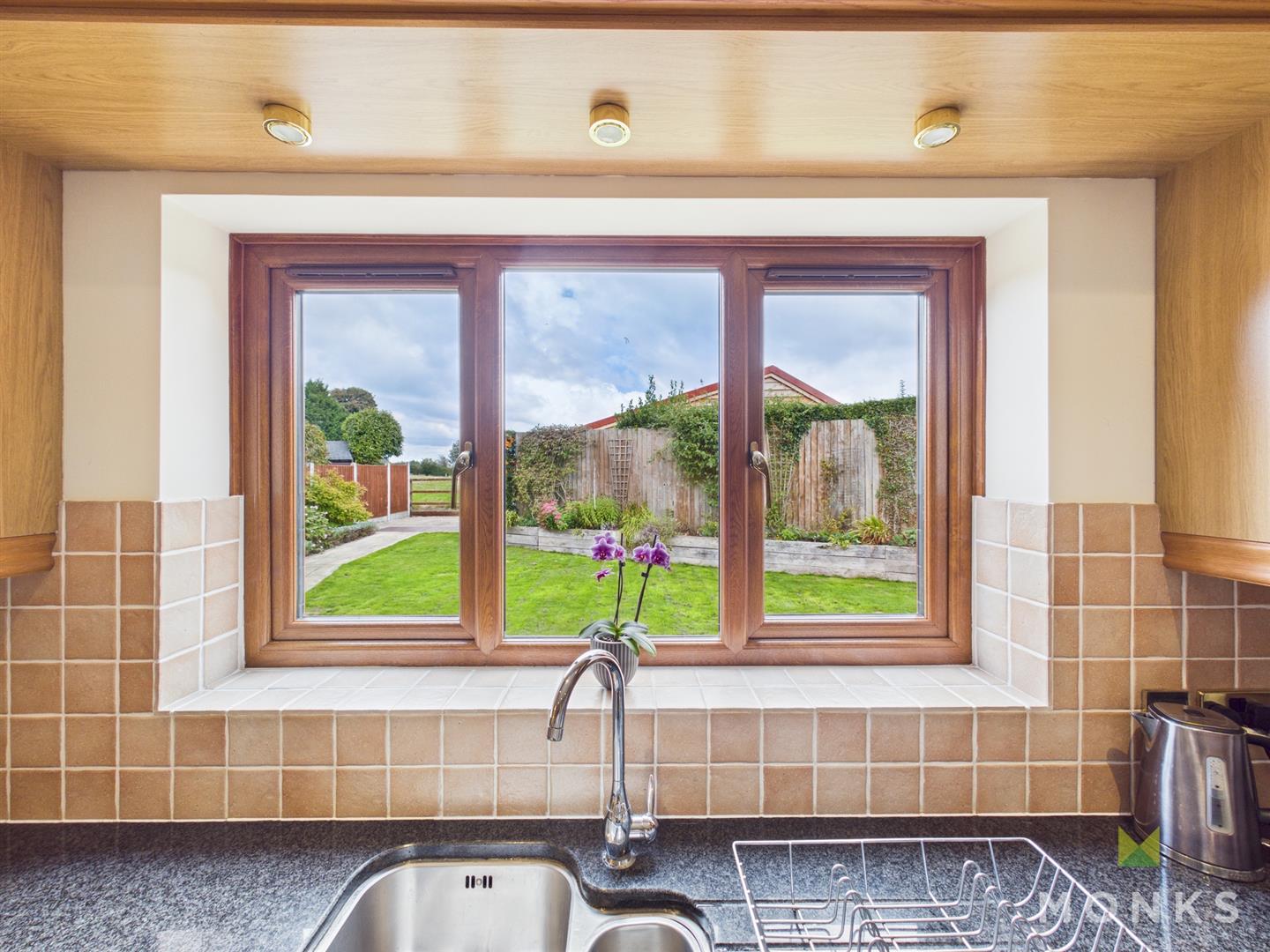 4 Queens Meadow, Queens Head, SY11 4FD For Sale 4 Queens Meadow, Queens Head, SY11 4FD For Sale